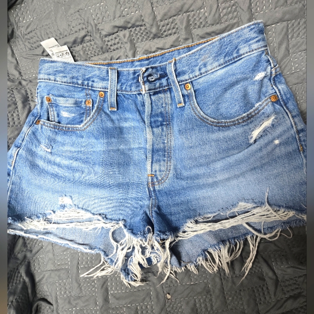 Like New Women's Levi's 501 High Rise Bluejean Shorts